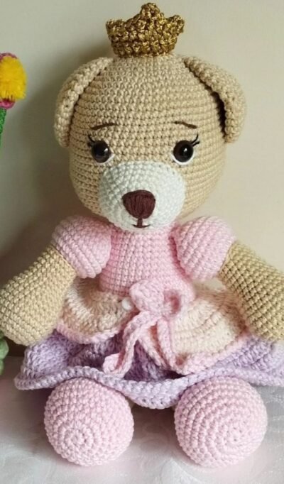 Amigurumi ursinha princesa