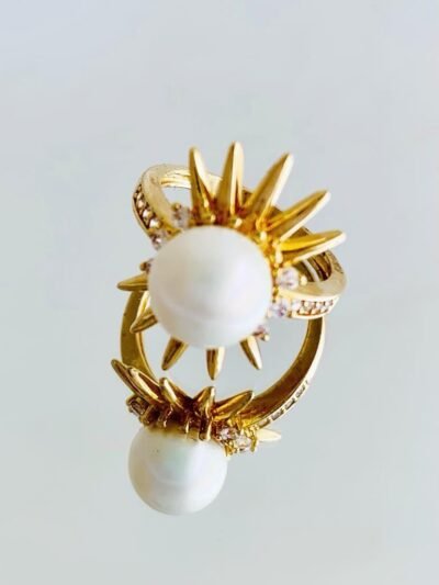Anel girassol com zircônia e perola banhado a ouro