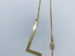 Colar personalizado L banhado no ouro