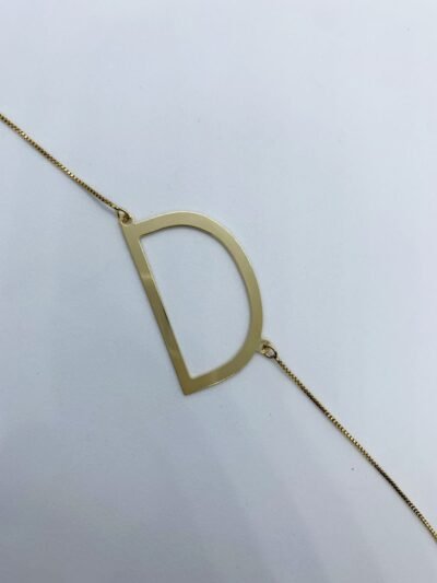 Colar personalizado letra D banhado no ouro