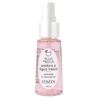 Água de beleza sombra e agua fresca