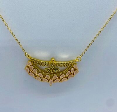 Colar com corrente elo pequeno banhado a ouro