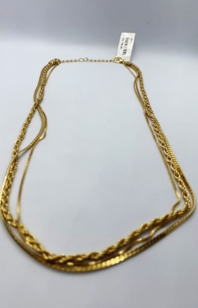 Colar três camadas banhado no ouro