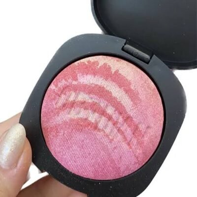 Blush obsidian ruby rose carved in marble cor rosa veiled woman