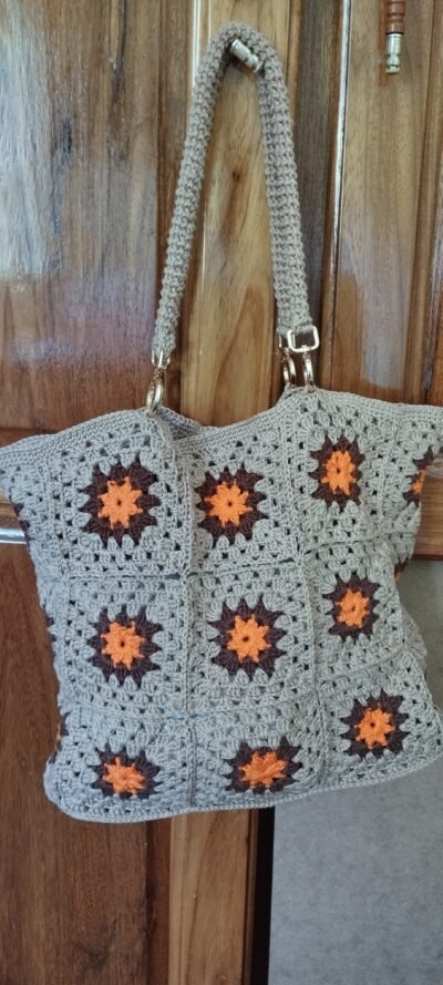 Bolsa de Square em crochê - Imagem 3